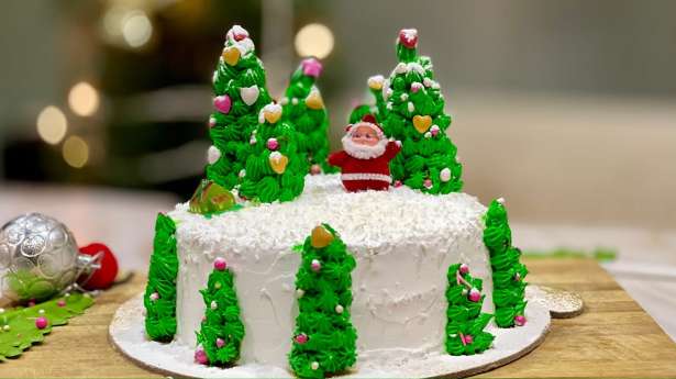  Christmas Cakeக்கு 3 ஆண்டுகால தடை விதித்த நாடு